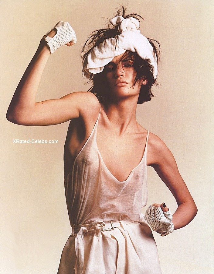 Diana Dondoe Nude See Thru Tits 001