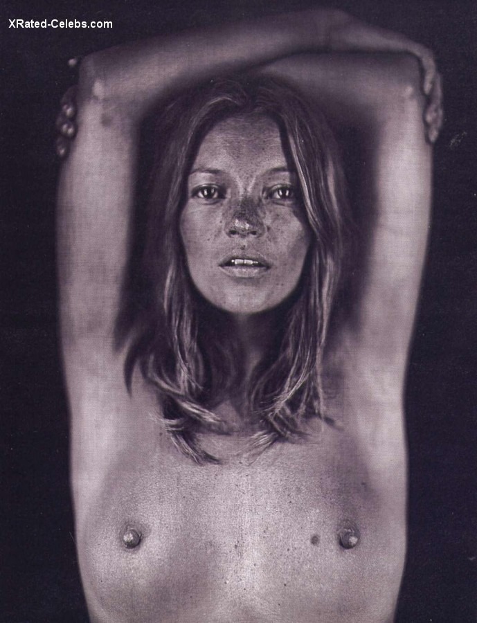  Kate Moss Nude Tits 019 