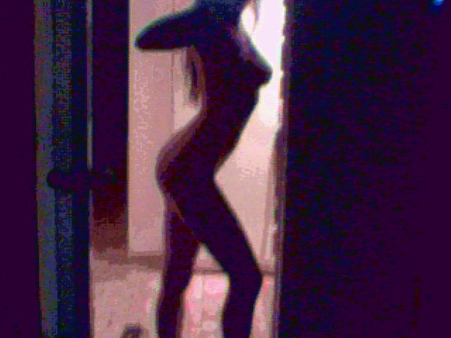  LeeLee Sobieski Naked Celeb Picture6 