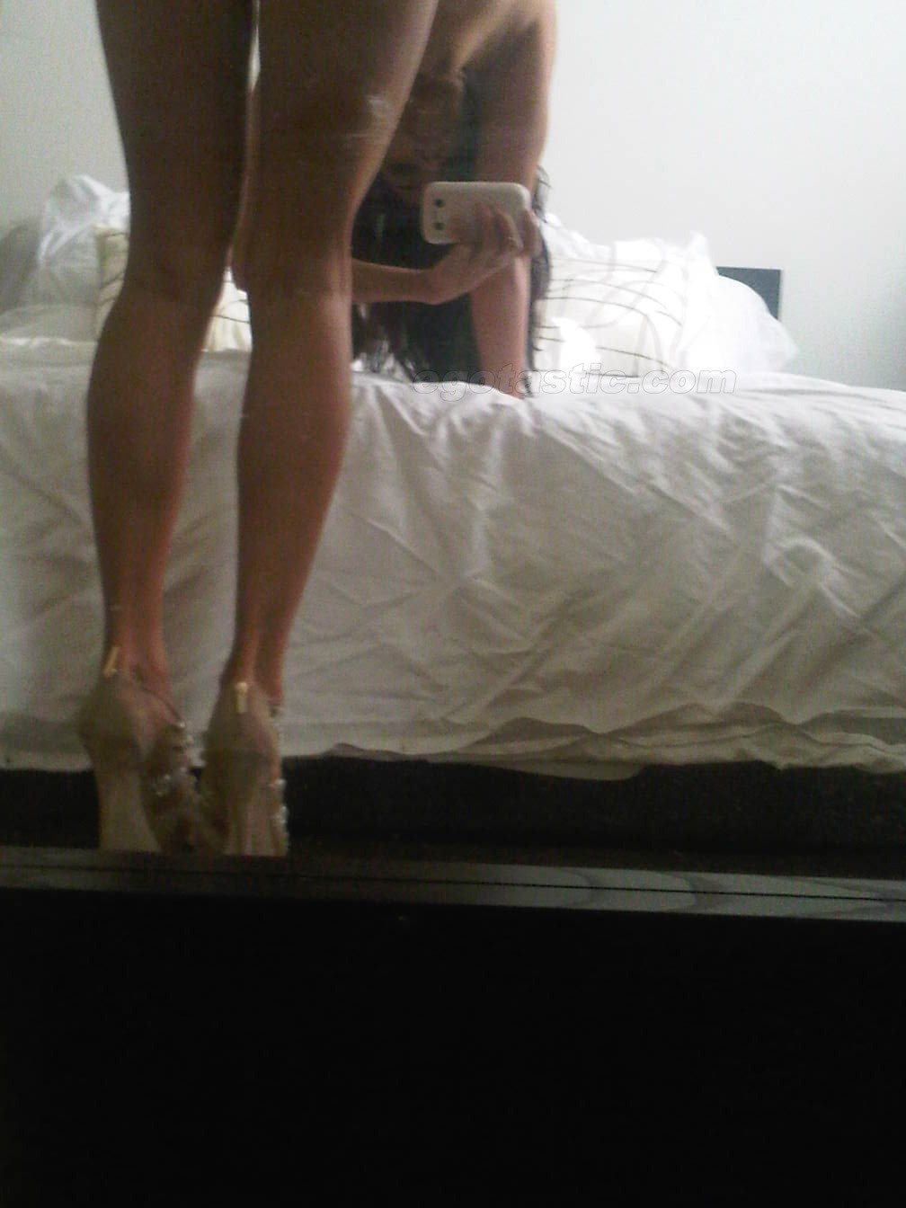 Leilani Dowding Naked Celeb 5ofHzlt