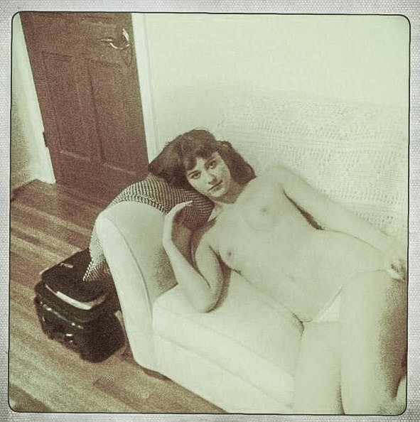 Mary Elizabeth Winstead Celebrity Naked P8PiP2d