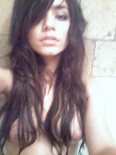 Vanessa Hudgens Naked Celeb 2 TZwUt2b