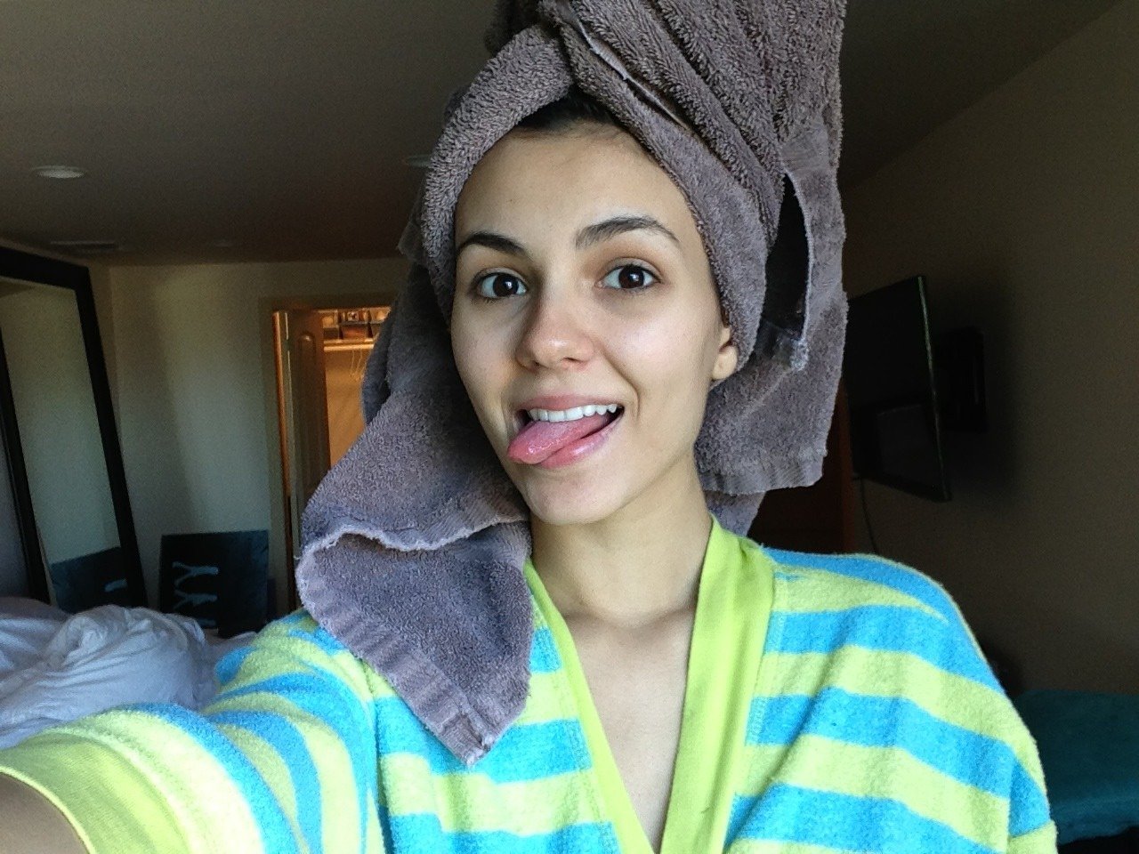 Victoria Justice Naked Celeb FGvEoXB