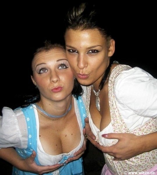 Beautifull Oktoberfest Teens 14