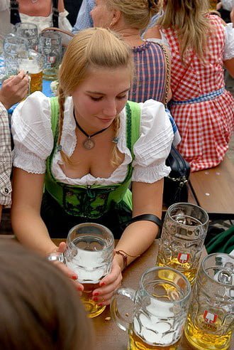 Beautifull Oktoberfest Teens 43