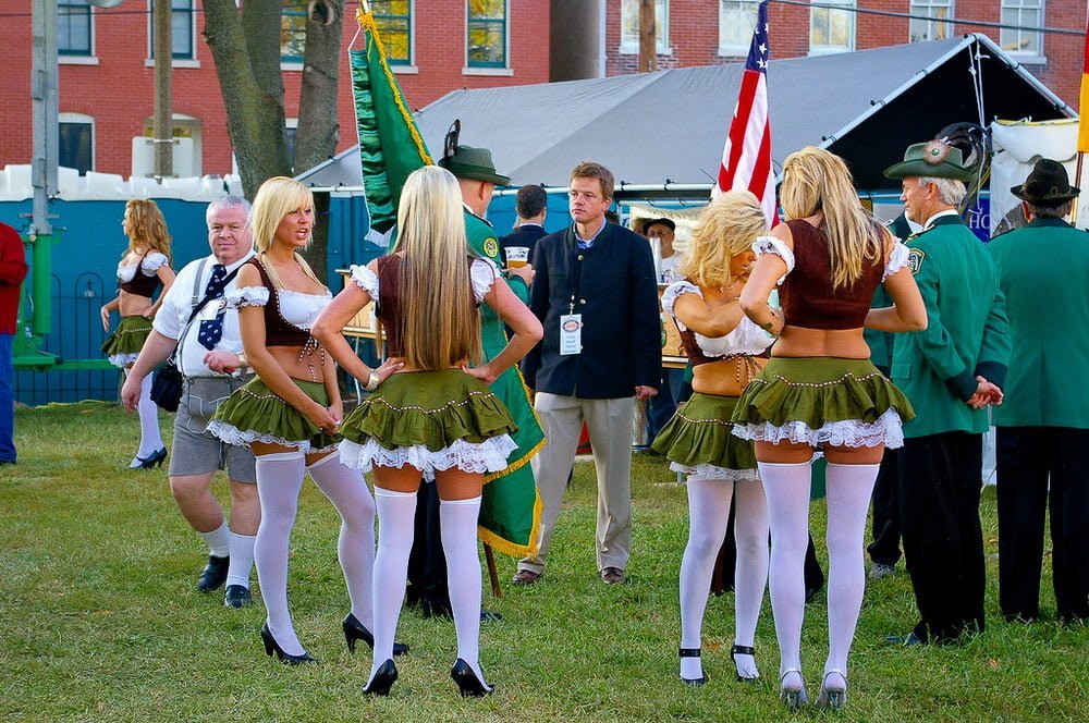 Beautifull Oktoberfest Teens 52