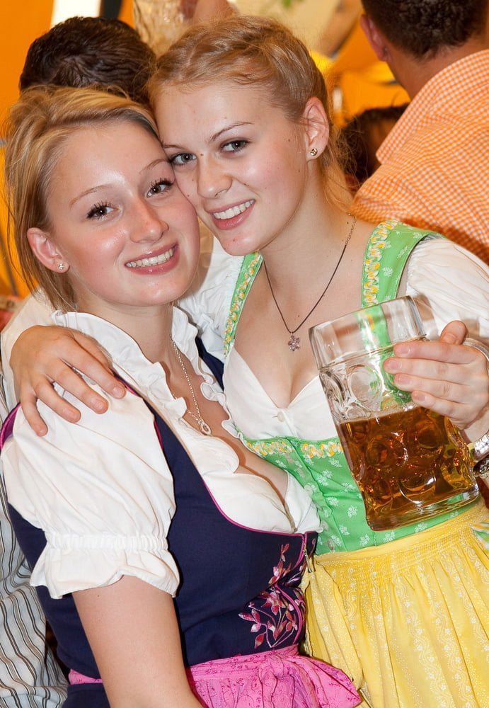 Beautifull Oktoberfest Teens 79