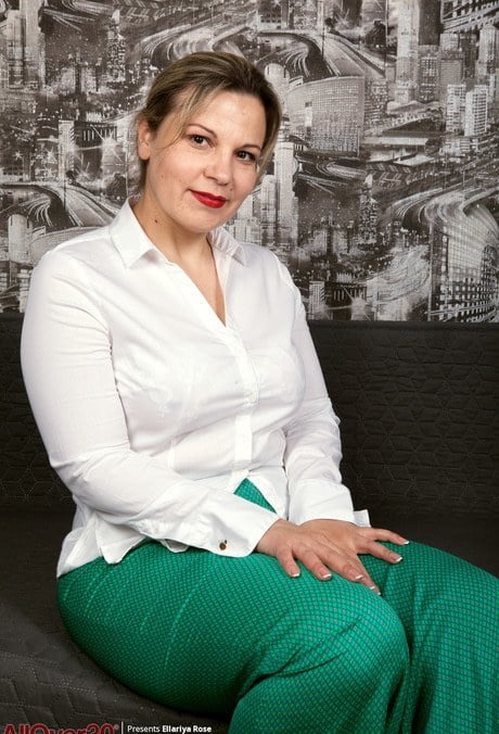 Sdruws2 Chubby Sexy And Hot Milf Ellariya Rose 37