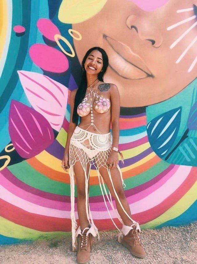 Festival Sluts Explosed In Public Volume 1 10