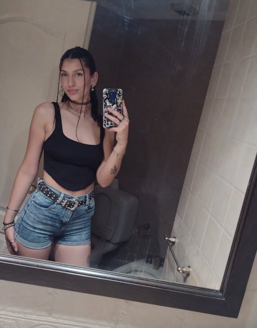 Busty Argentinan so hot 2