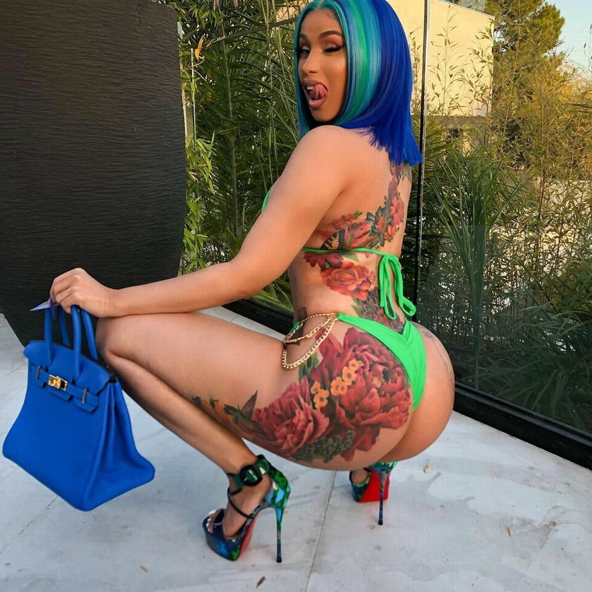 Cardi B pawg butt huge ass
