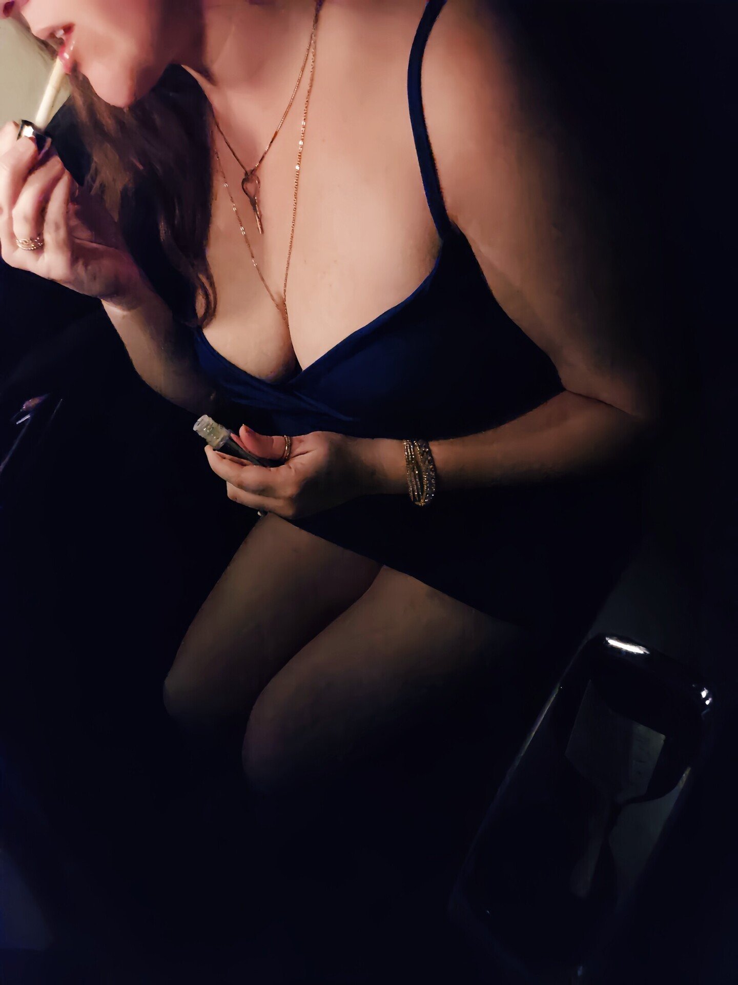 Come say hi to your favorite redhead… 2