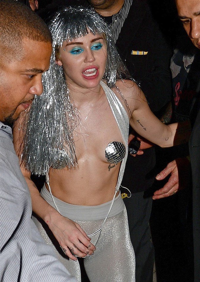 Miley Cyrus Pasties And Pantyhose 2
