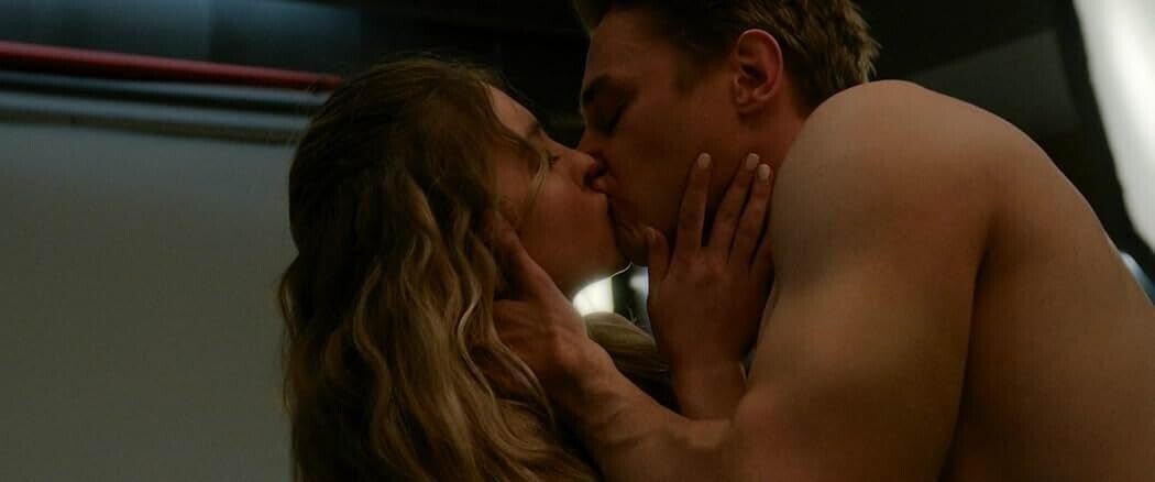 Sydney Sweeney in The Voyeurs 1