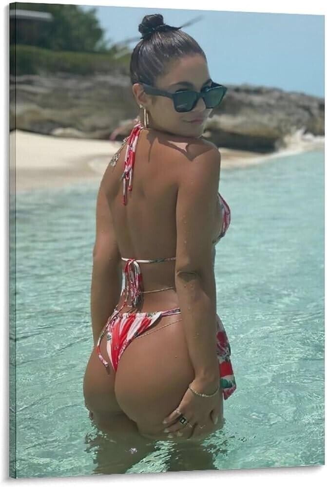 Vanessa Hudgens gorgeous self 1