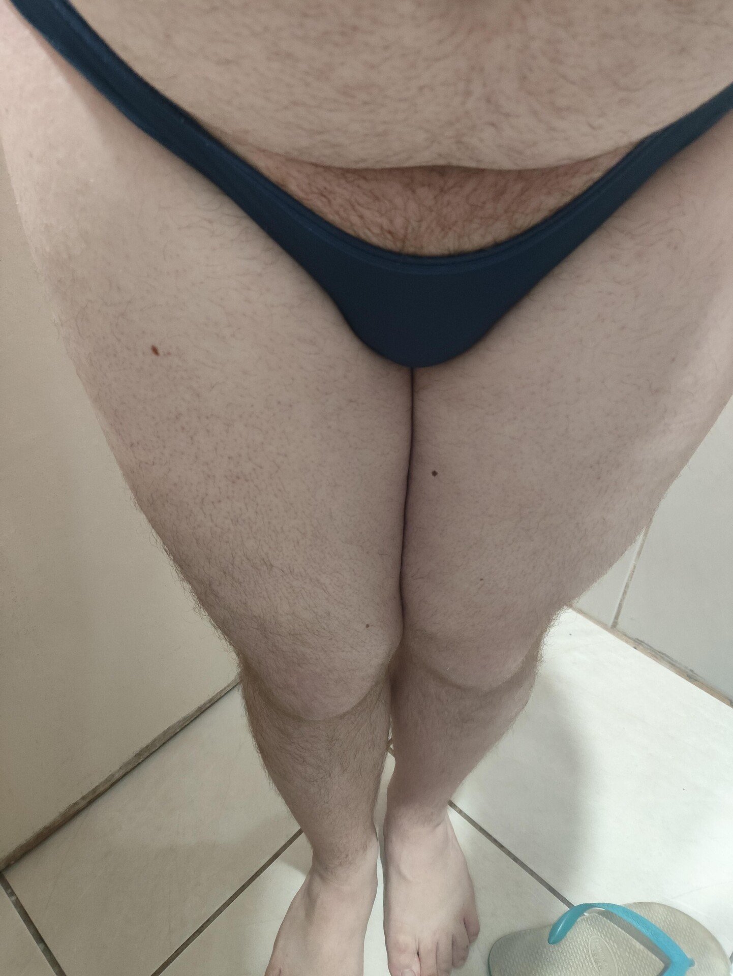 Amo estar de calcinha em casa 1