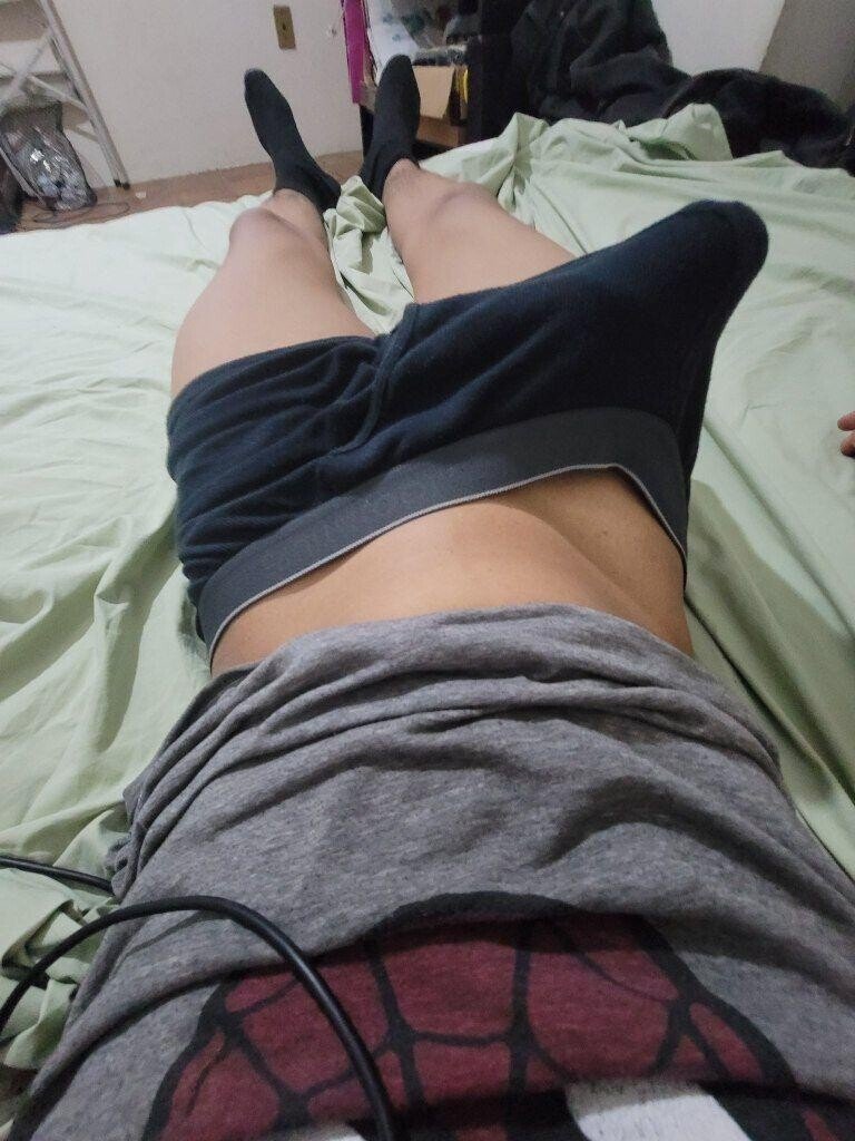 Ando hot quien me manda un video al privado para Quitarme la semen? 1