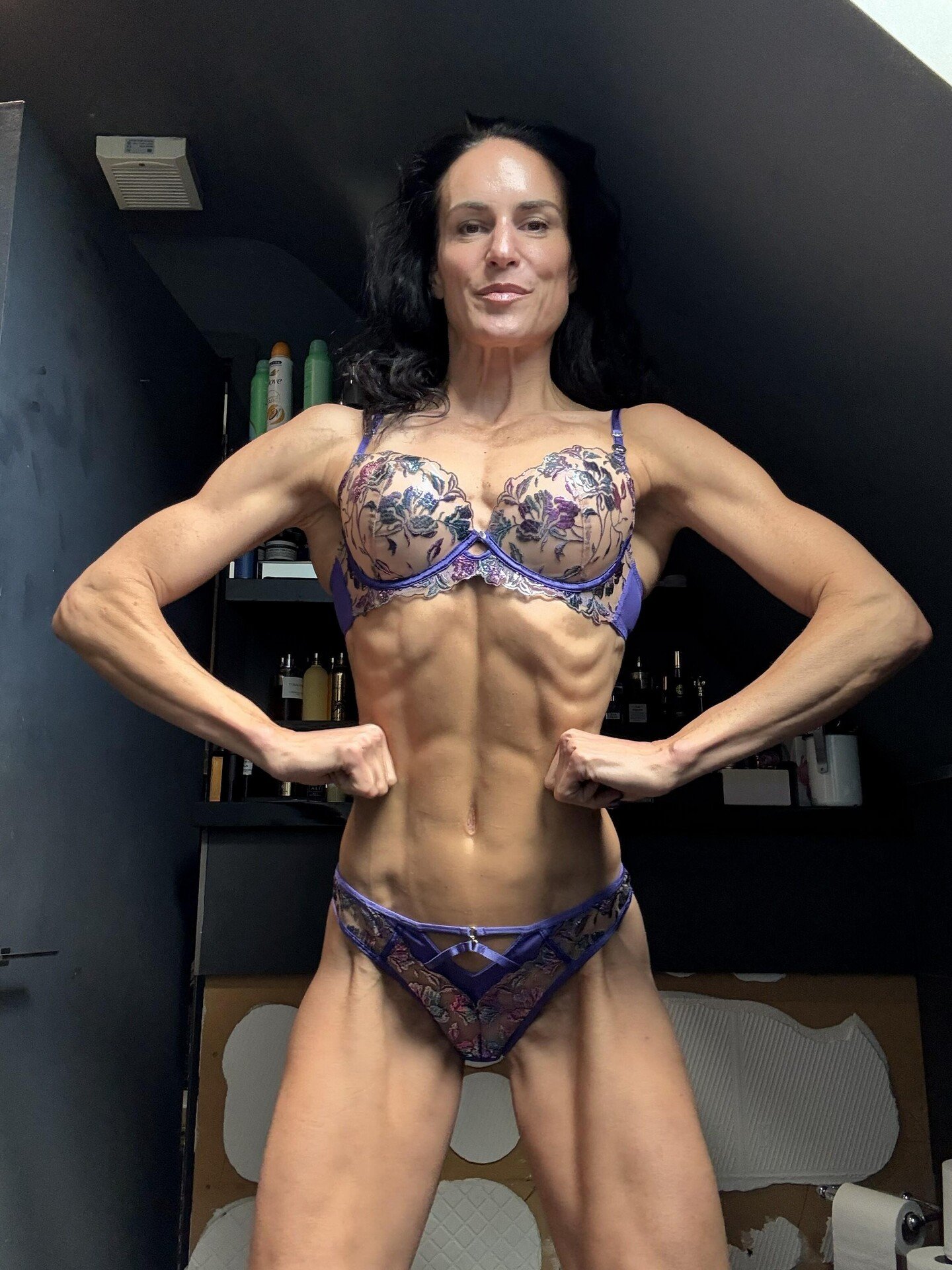 Can an older woman still tease you like this? 1