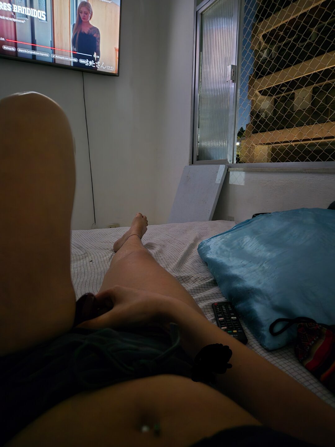 Hoje uma amiga veio dizer que foi me procurar no reddit e queria me falar q queria ser minha vizinha. Agora cá estou tendo que me tocar por isso 1