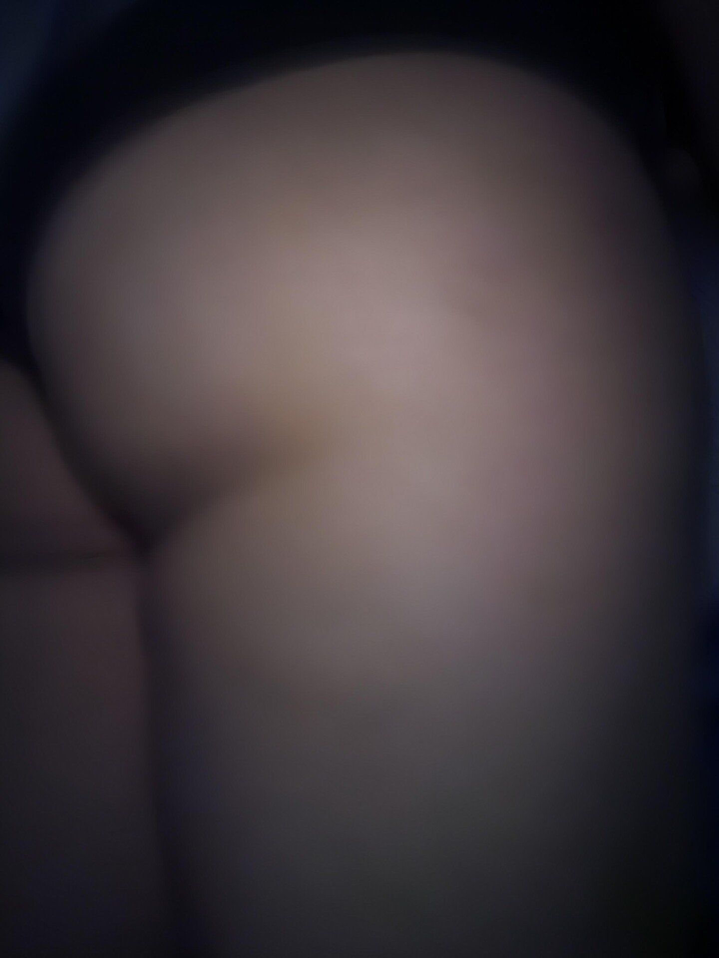 Hoje uma amiga veio dizer que foi me procurar no reddit e queria me falar q queria ser minha vizinha. Agora cá estou tendo que me tocar por isso 3