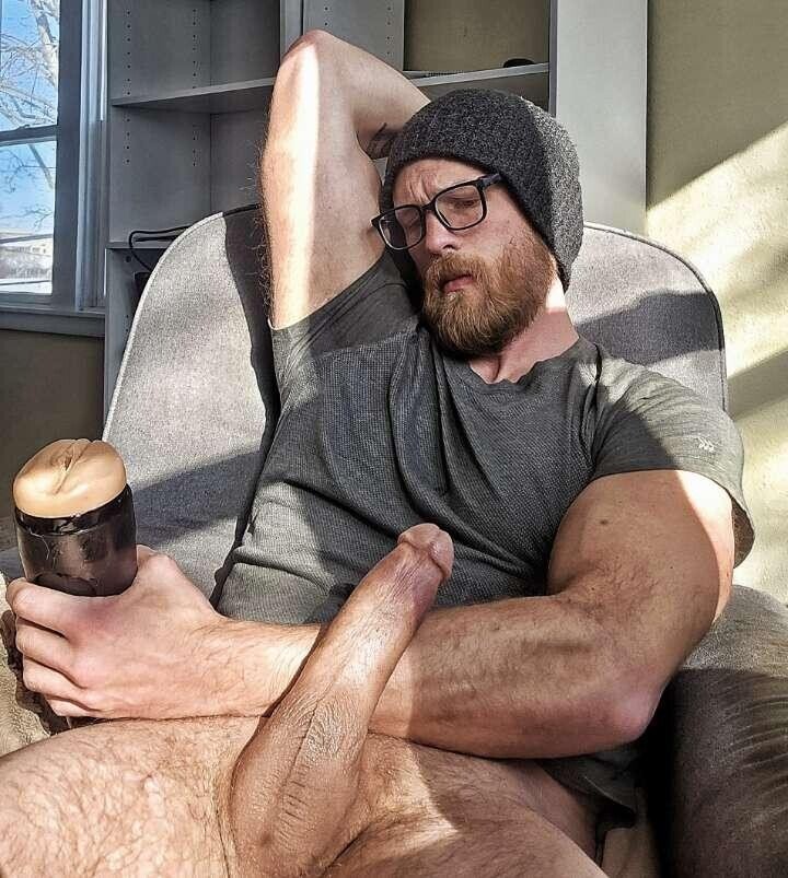 Look at how happy I get when I’m stretching something out 1