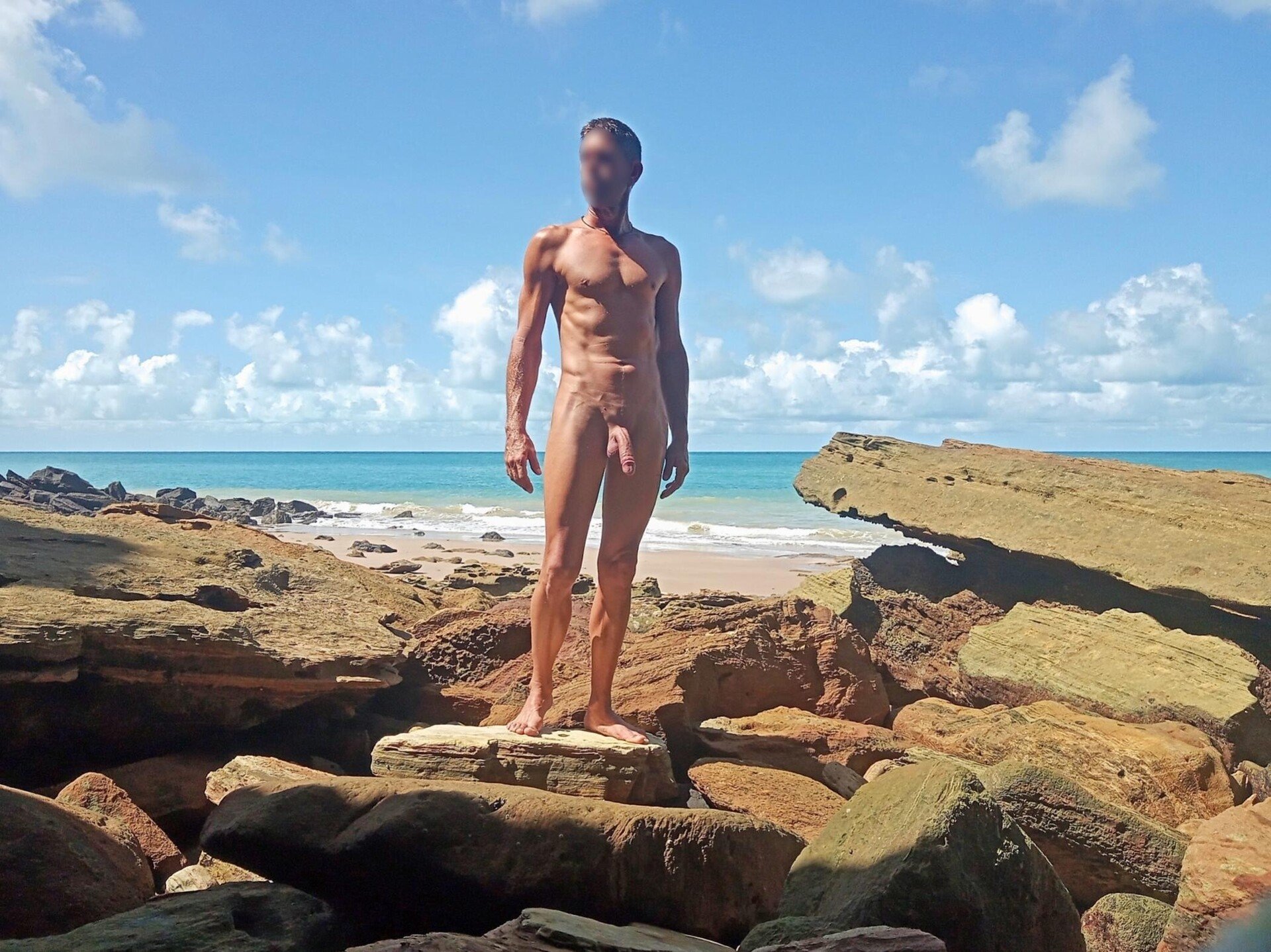 This beach has some nice caves… 2