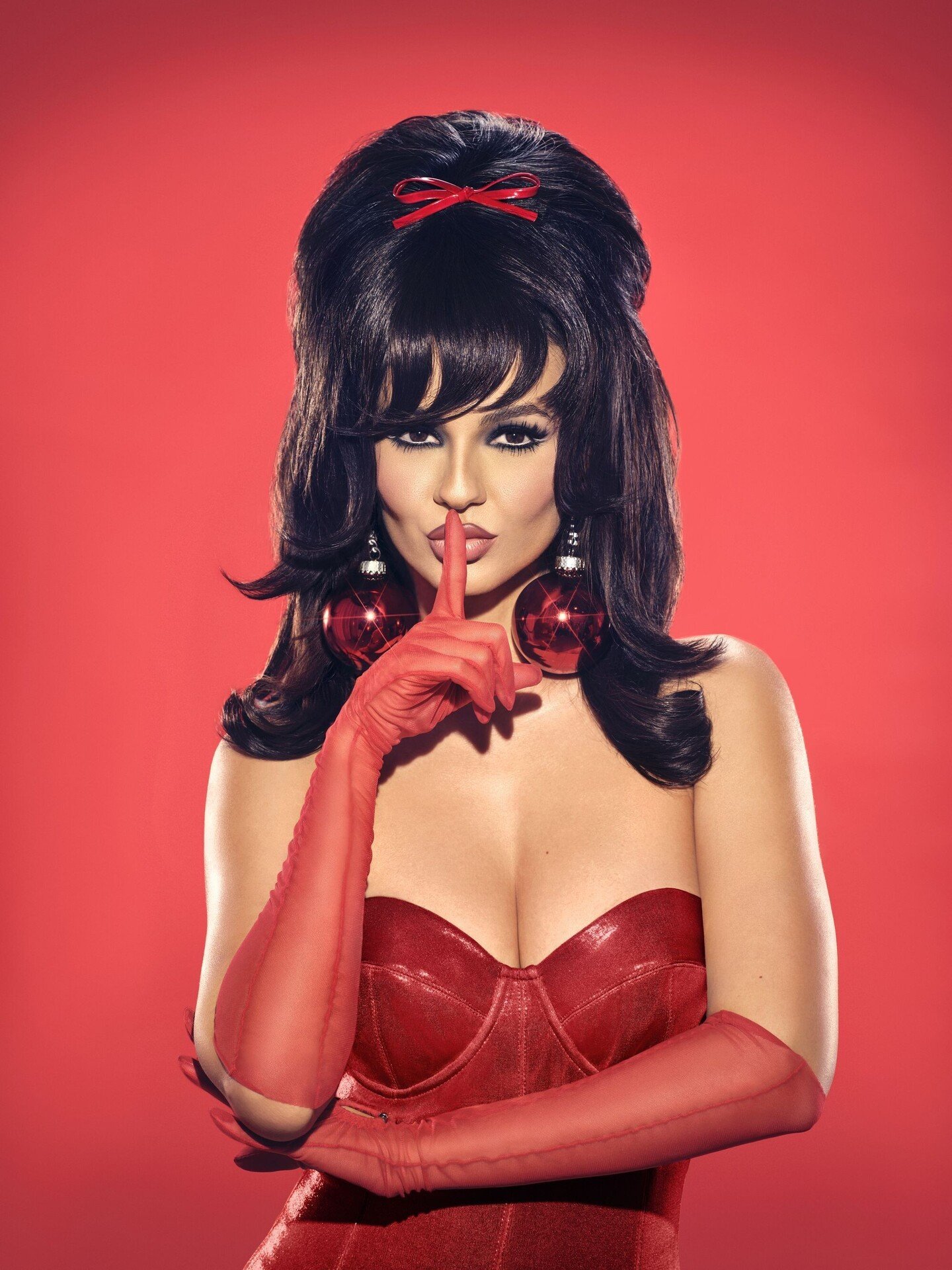 Victoria Justice | Paper Magazine Espanol December 2025 5