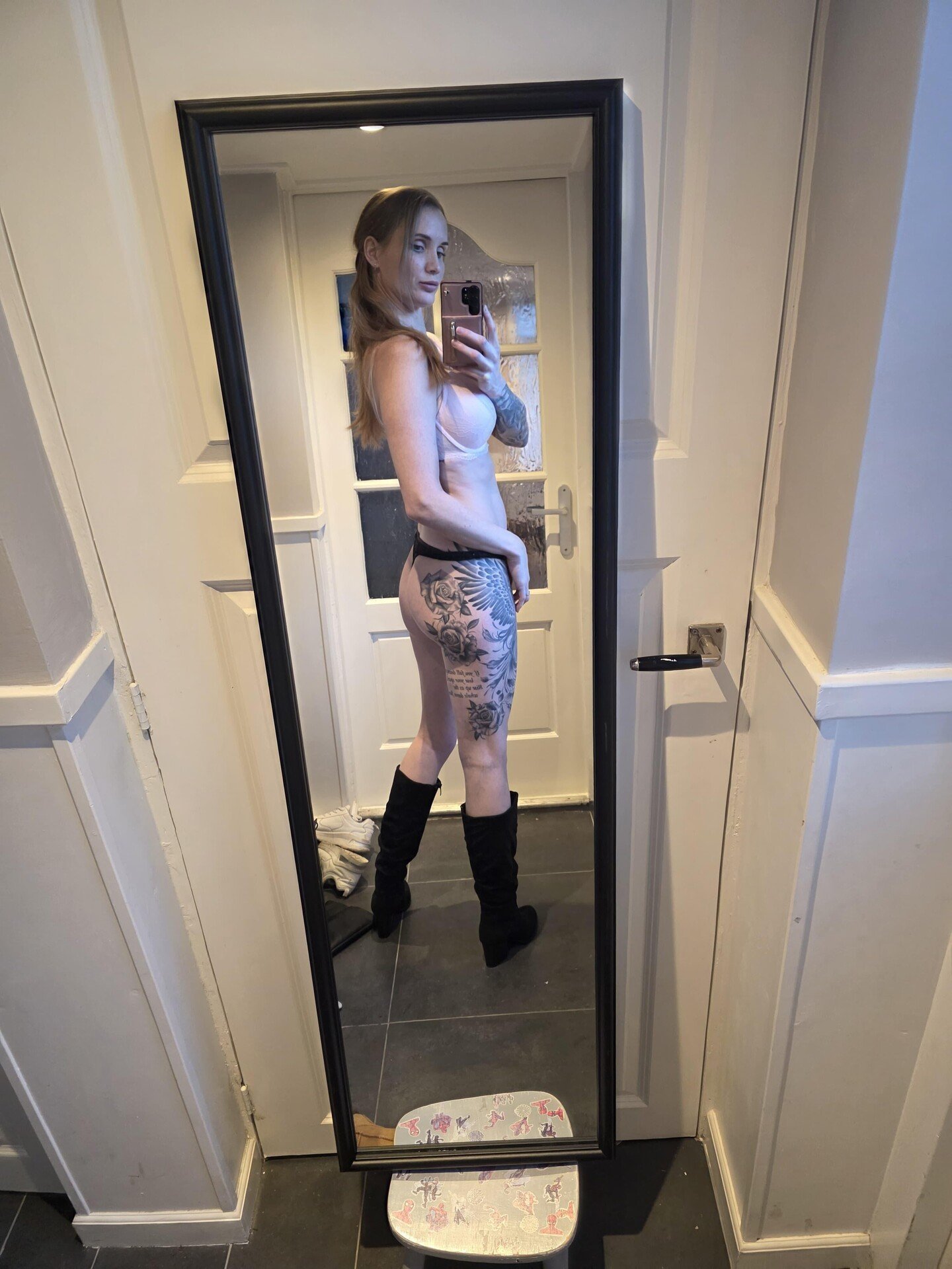 Do I still have it at 33? (Dutch) 5