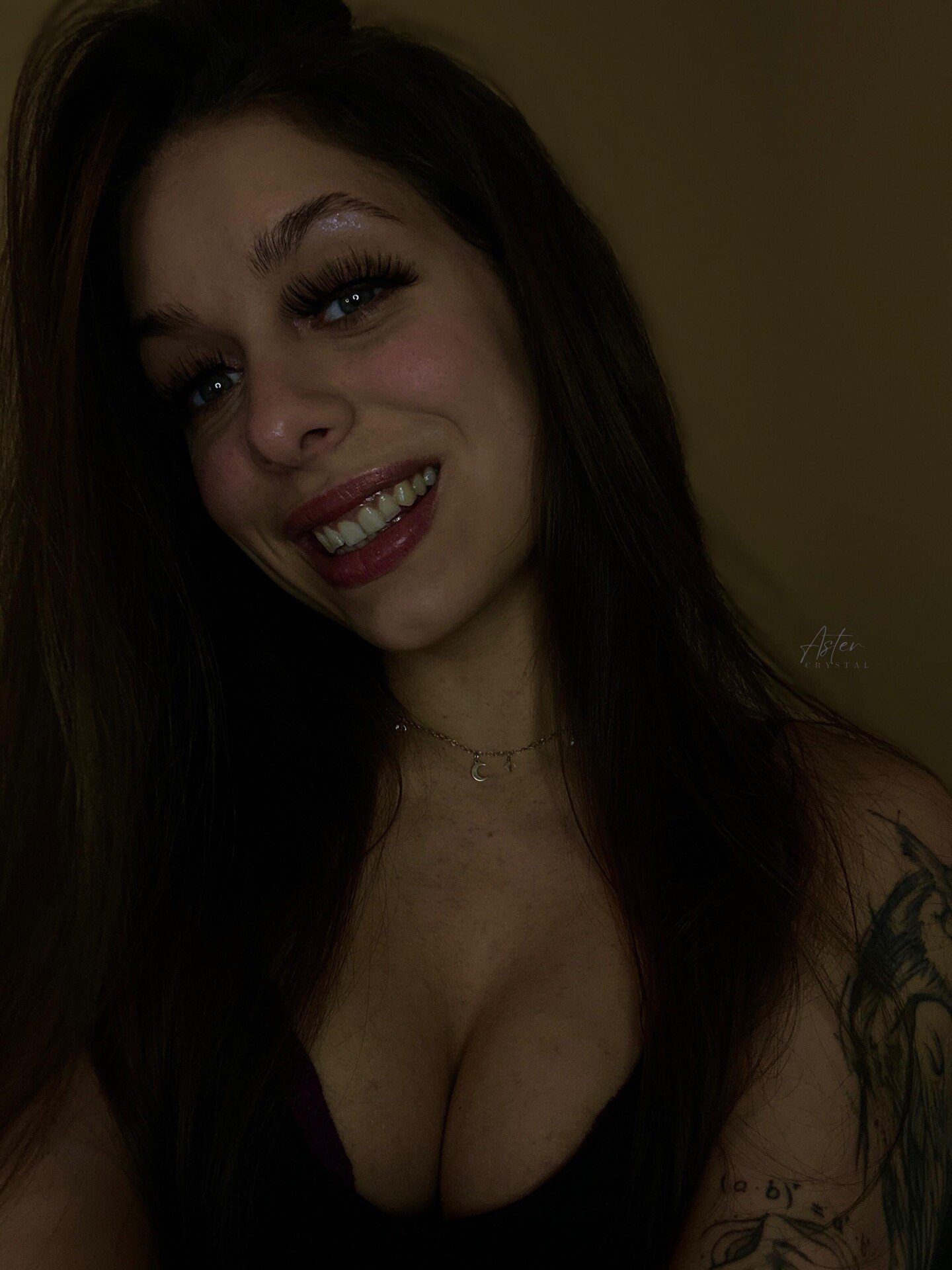 Hi who will say hello? 1