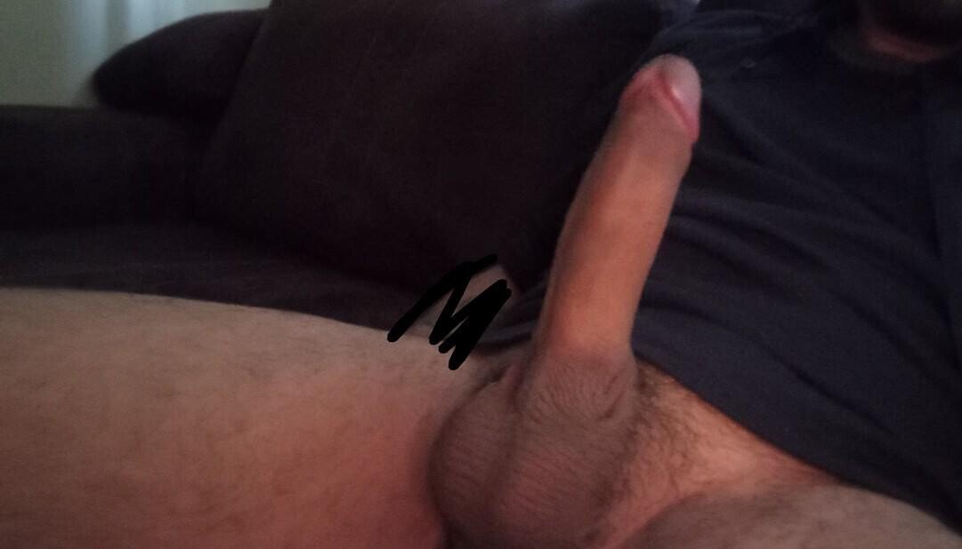 It’s been slow afternoon (m) I’m just here for the praising and compliment, thank you 1
