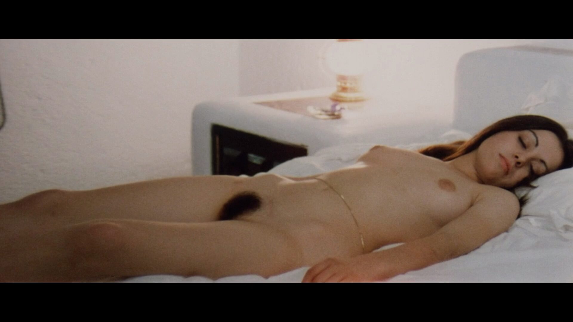 Lina Romay – The Hot Nights of Linda (1975) 1