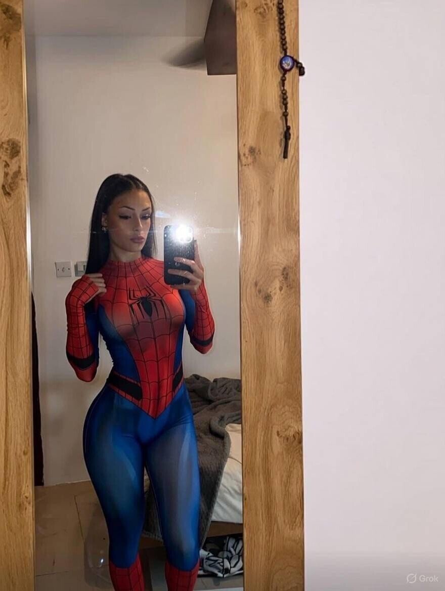 ¿Te gusta una latina mitad sueca? 1