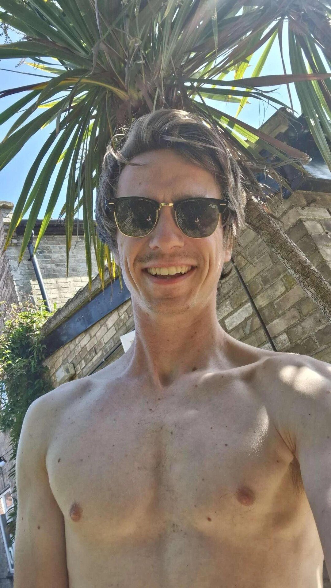 Weekend ! ƨ(m)b γm otni ɘbilƨ ɘmoƆ 1