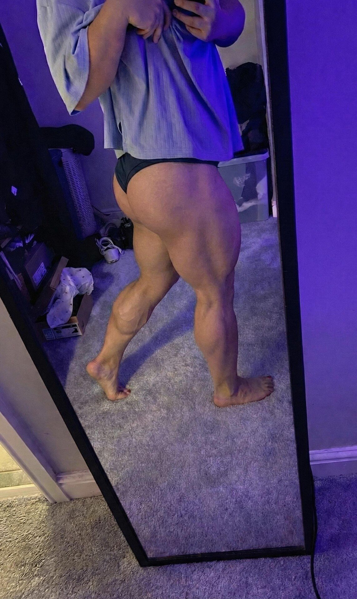 What caught your eyes first? 1