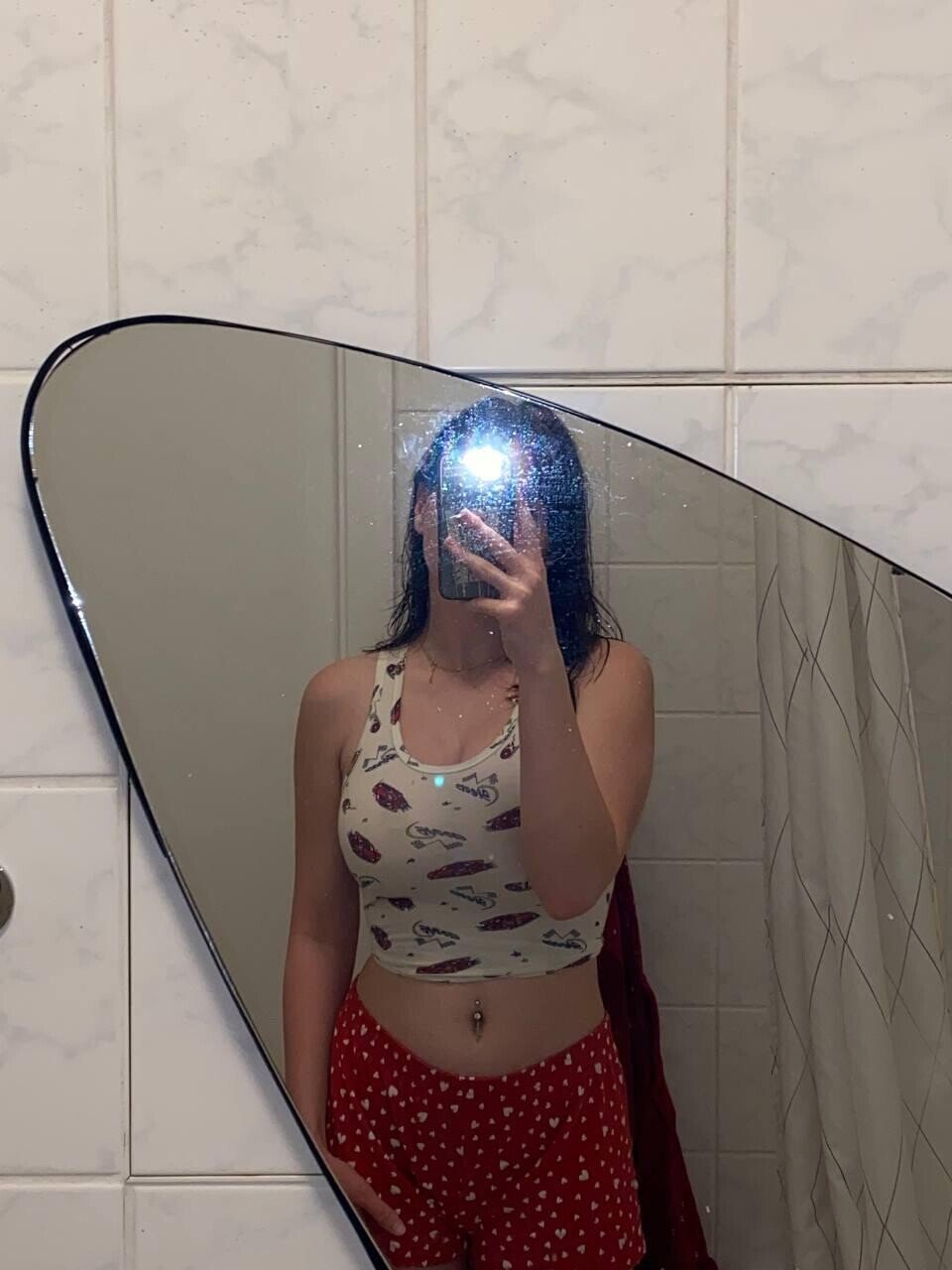 Estoy sola y caliente en casa 2