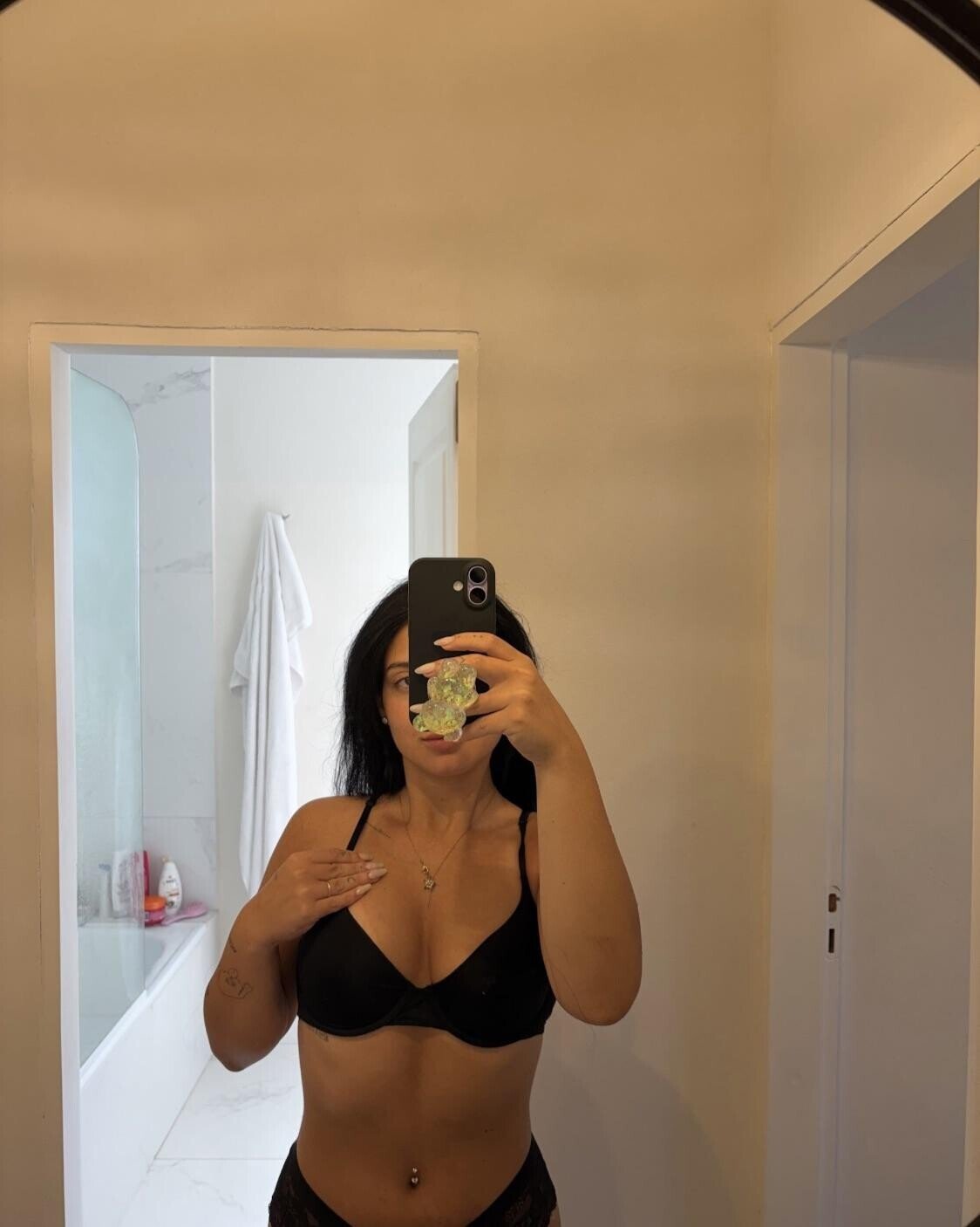 My pretty face needs cum 2