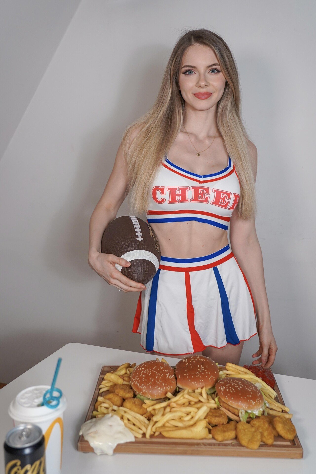 omg it’s sooo late here in Austria but i will still watch the super bowl haha 1