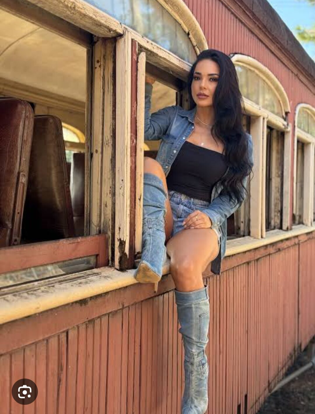 SIM OU NAO? Rafaella Viscardi é mais GOSTOSA que Tata Vidal? 3