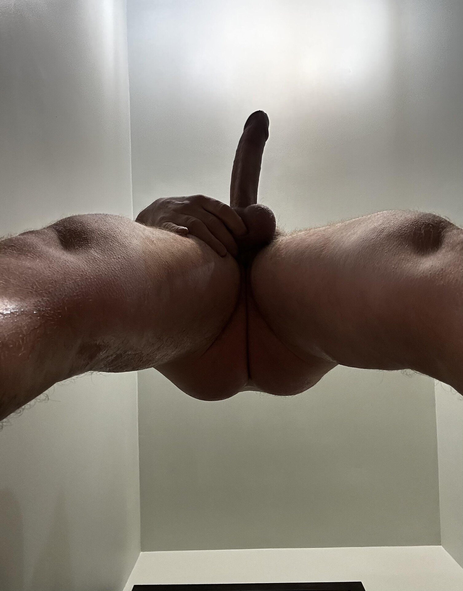 This married daddy (35) loves getting naughty with you while the Mrs is out h(m)u 1