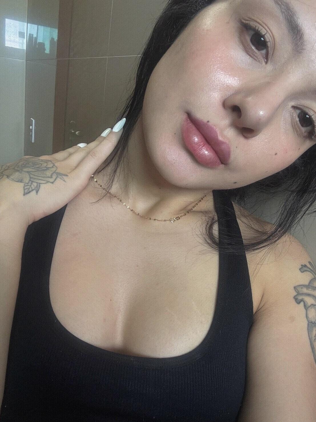 who’s gonna make me moan louder than my toy 1