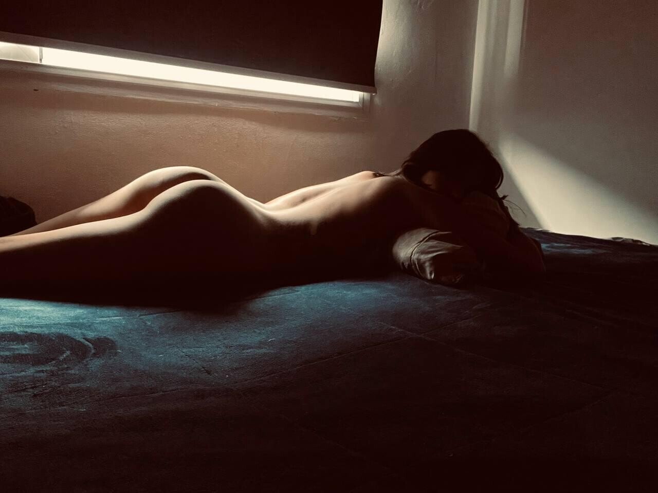 26 and horny in bed… come make me your good girl 1