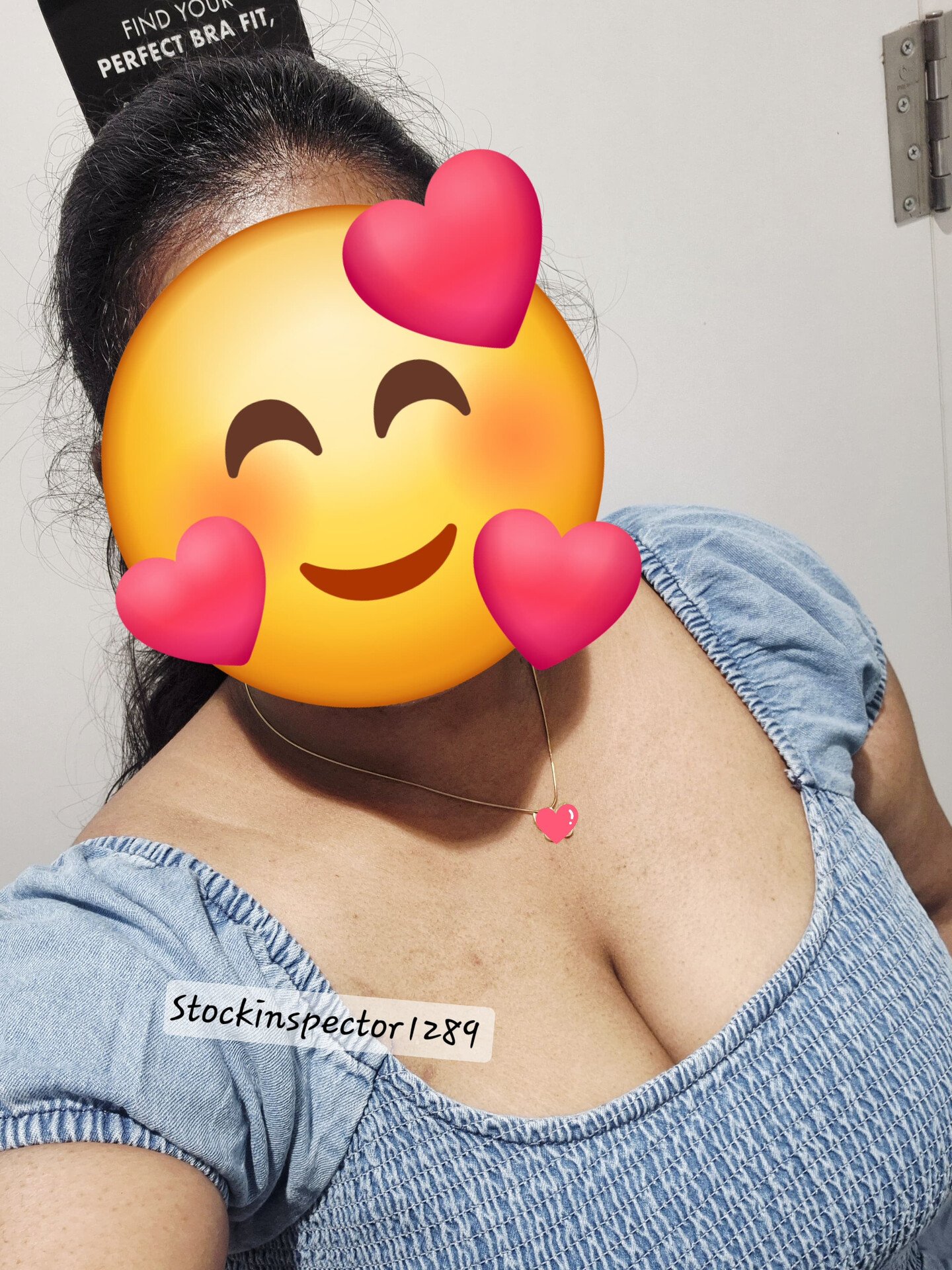 A little close-up never hurt anyone… right? 2