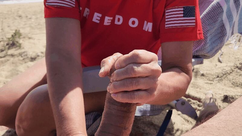 Big cock Beach handjob 1