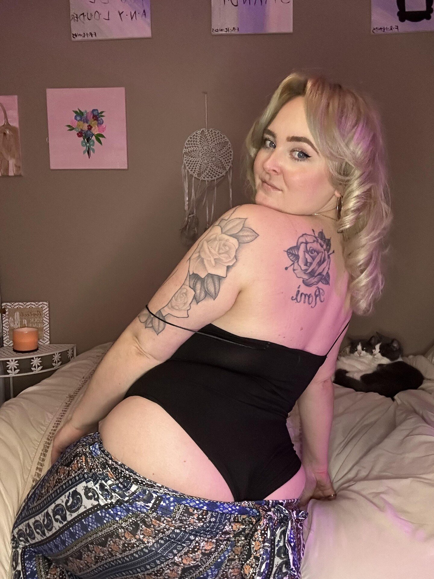 Come bend me over baby 1