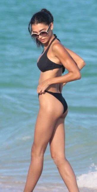 Danielle Herrington 1