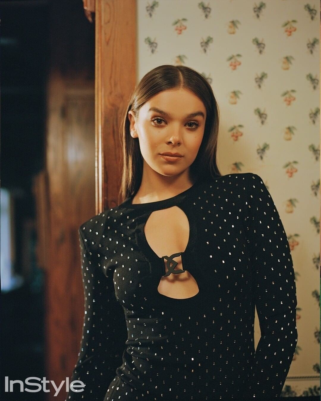 Hailee Steinfeld | InStyle Mexico November 2021 1