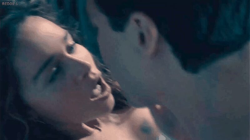 Emilia Clarke 1