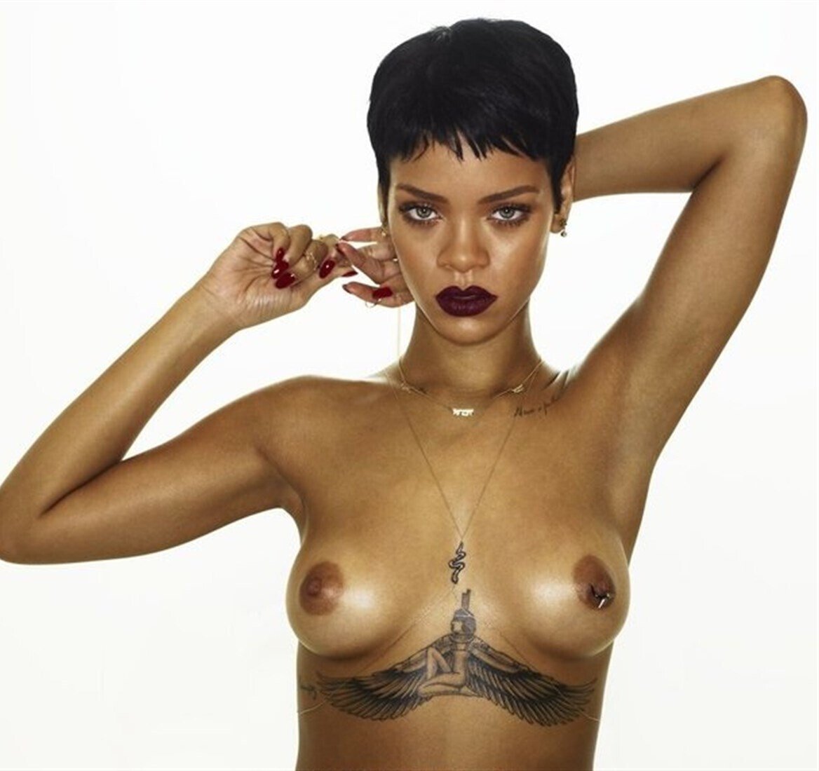 rihanna-2