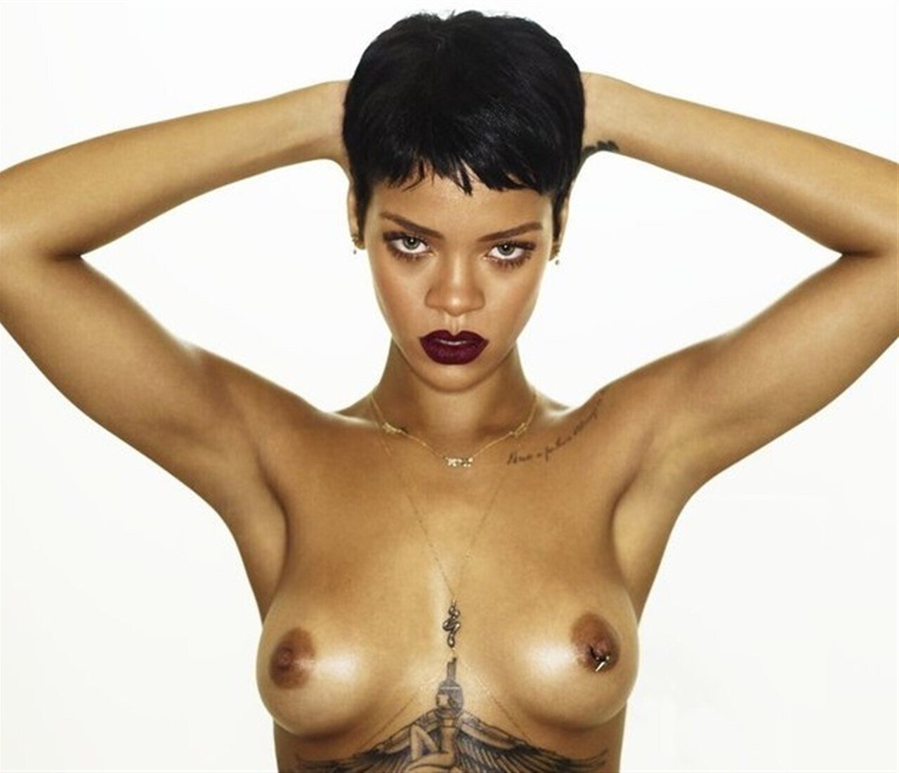 rihanna-3